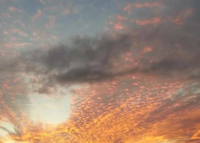 Sunset Meziroli *